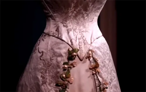 Wedding dress11