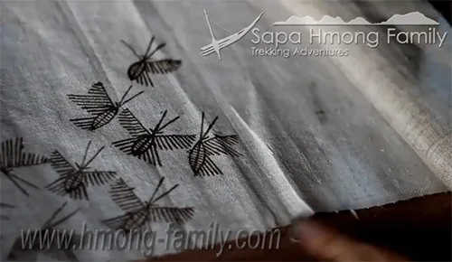 Hmong clothing5