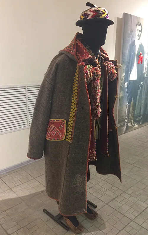Groom’s wedding outfit from Ivano-Frankivsk region of Ukraine first half of the 20th century