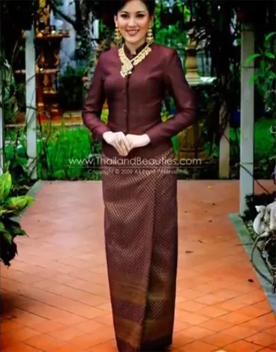 Chut Thai Chit Lada Dress