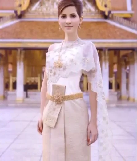 Chut Thai Chakkri Dress