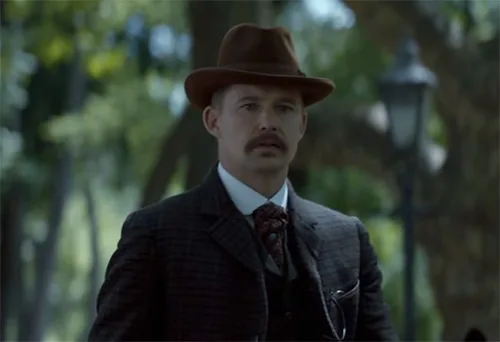 Stage costumes in TV crime series The Alienist
