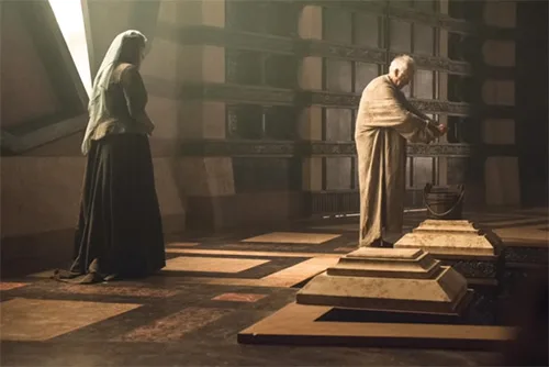 Stage costumes of Olenna Tyrell from Game of Thrones