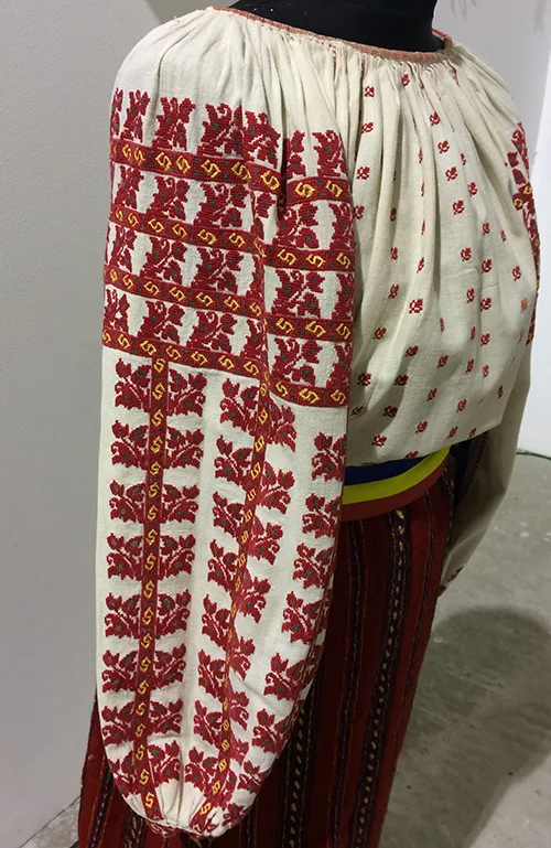 Beautiful Romanian needlework