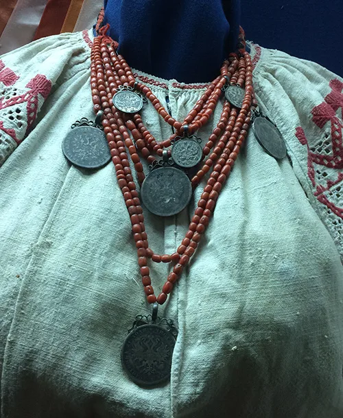 Coral necklace with 7 silver dukach pendants from Ukraine