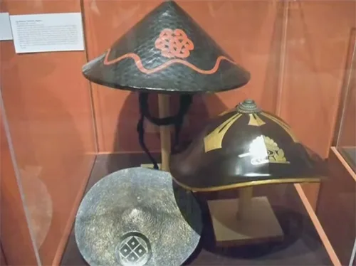 samurai class in feudal Japan used several types of jingasa