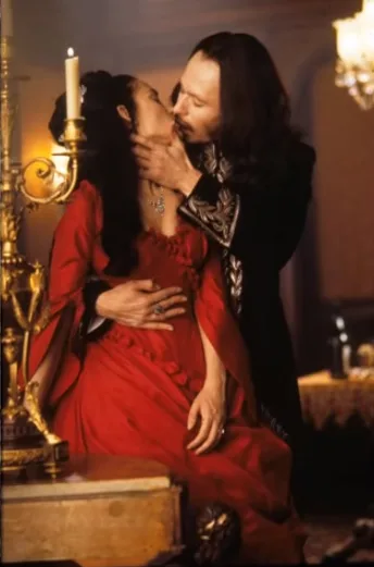 Stage costumes in Bram Stoker's Dracula movie