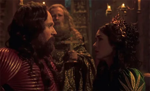 Stage costumes in Bram Stoker's Dracula movie