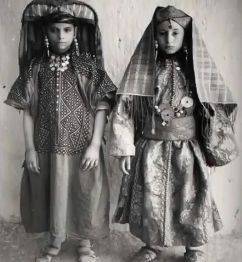 Traditional women’s attire in Morocco (1900-2000)