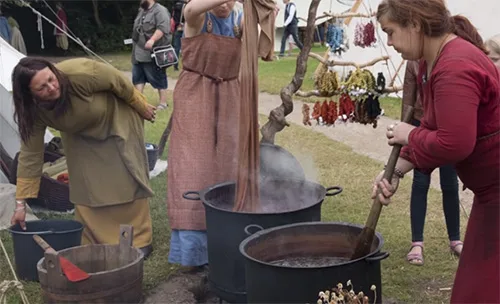 Viking clothes5