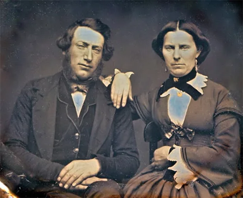Vintage photos of wealthy Victorian couples in authentic clothing and jewelry
