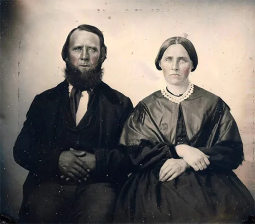 Vintage photos of wealthy Victorian couples in authentic clothing and jewelry