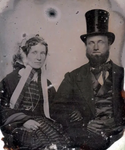 Vintage photos of wealthy Victorian couples in authentic clothing and jewelry