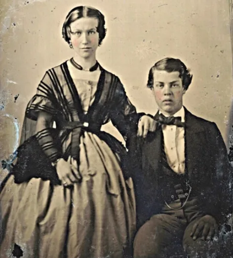 Vintage photos of wealthy Victorian couples in authentic clothing and jewelry