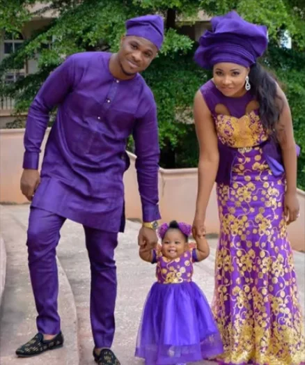 African families in cute matching folk costumes (photos)