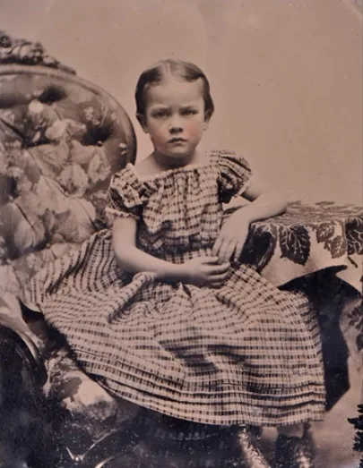 Old photos of children from mid-19th century