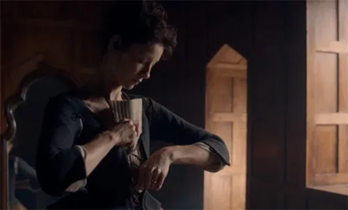 Stage costumes of Claire Fraser in Outlander series