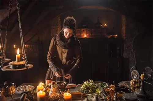 Stage costumes of Claire Fraser in Outlander series