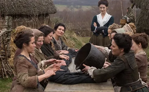 Stage costumes of Claire Fraser in Outlander series
