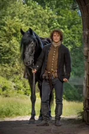Movie costumes of Jamie Fraser in Outlander series