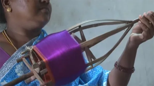 Silk weaving2