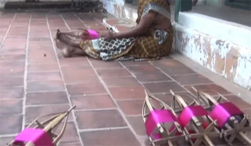 Silk weaving3