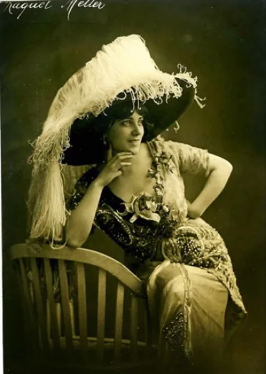 Vintage photos of women from Belle Époque