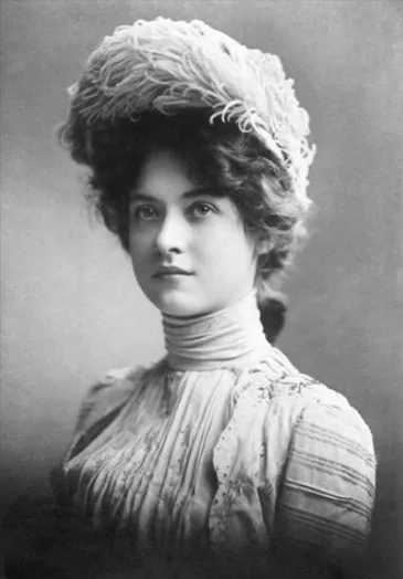 Vintage photos of women from Belle Époque