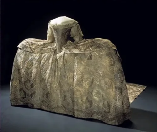 Sophia Magdalena, Queen of Sweden wedding gown from 1766