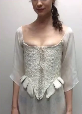 Stage costumes of Outlander series. Scottish 18th-century clothing of Claire Fraser