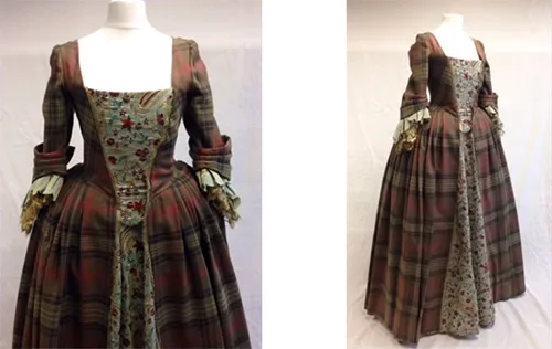 Stage costumes of Outlander series. Scottish 18th-century clothing of Claire Fraser