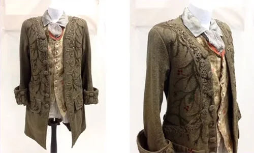 Stage costumes of Outlander series. Scottish 18th-century clothing of Claire Fraser