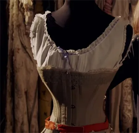 How did Victorian clothing caused people’s deaths