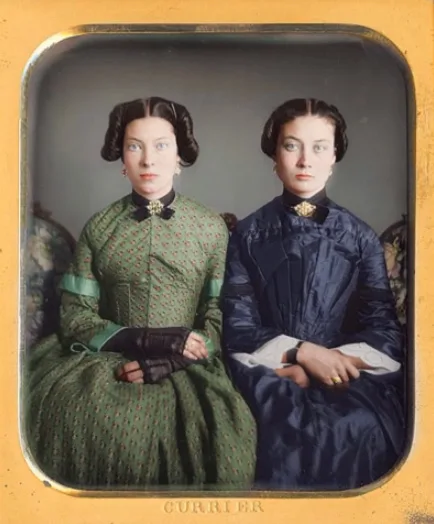 Colorized old photos from Victorian England