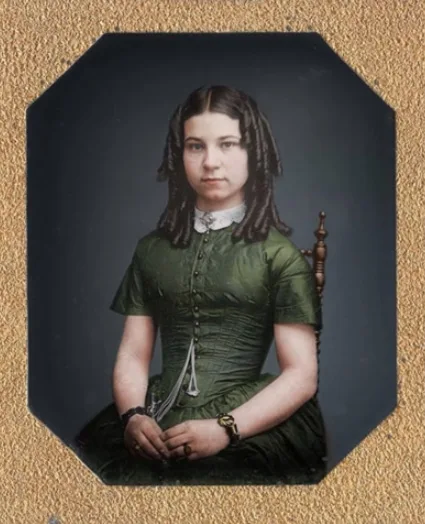 Colorized old photos from Victorian England