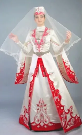 Armenian national costumes and their beautiful details (+ photos)