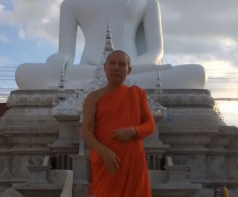 Thai monk6
