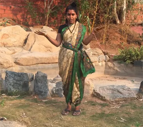 Meenakshi14