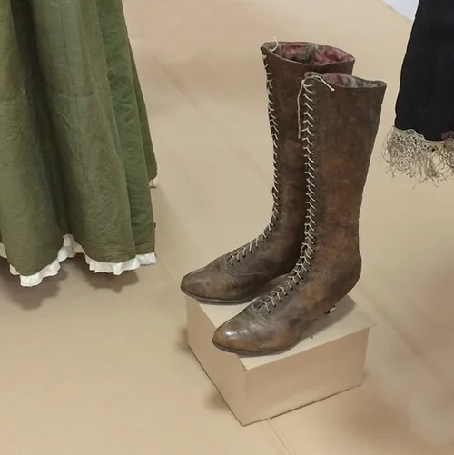 Female high leather shoes late 19th – early 20th century
