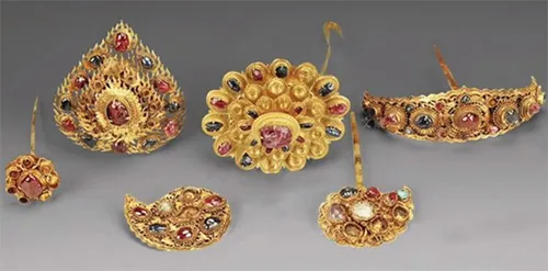 Chinese hairpiece14