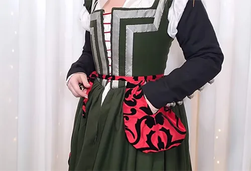 Italian dress10