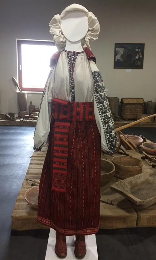 wonderful Ukrainian traditional clothes