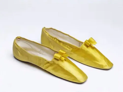 canary yellow silk-satin slippers from 1830-1835