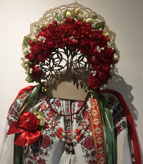 Authentic female clothing from Vinnytsia region (west-central Ukraine), late 19th – early 20th century