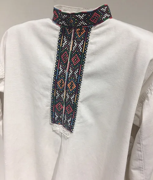 Boy’s embroidered shirt from Mizhhirya district, Transcarpathian region (western Ukraine), the first half of the 20th century