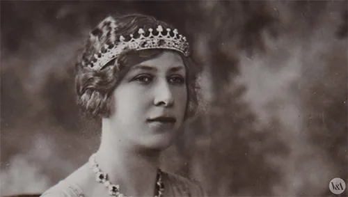 Queen Victoria coronet6
