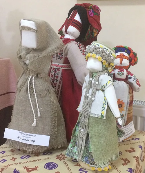 Dolls5