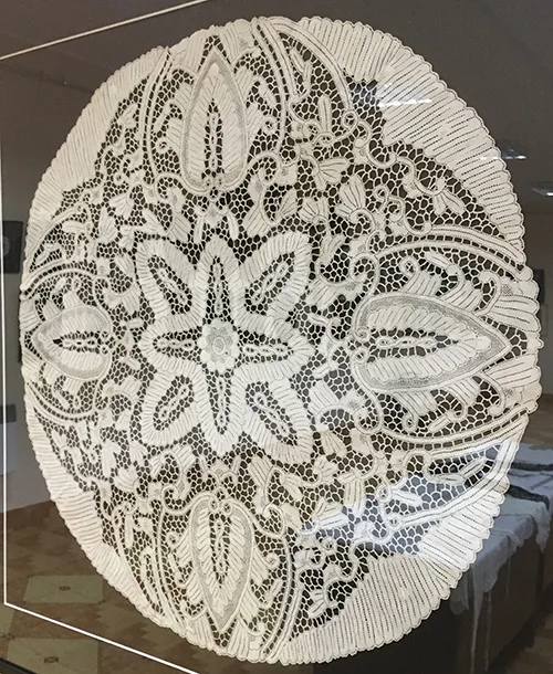 Lace25