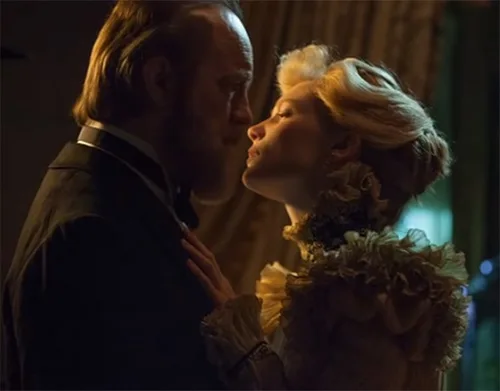 Crimson Peak show costumes
