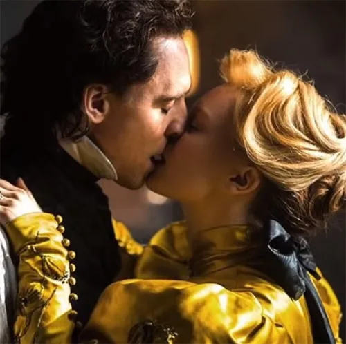 Crimson Peak show costumes